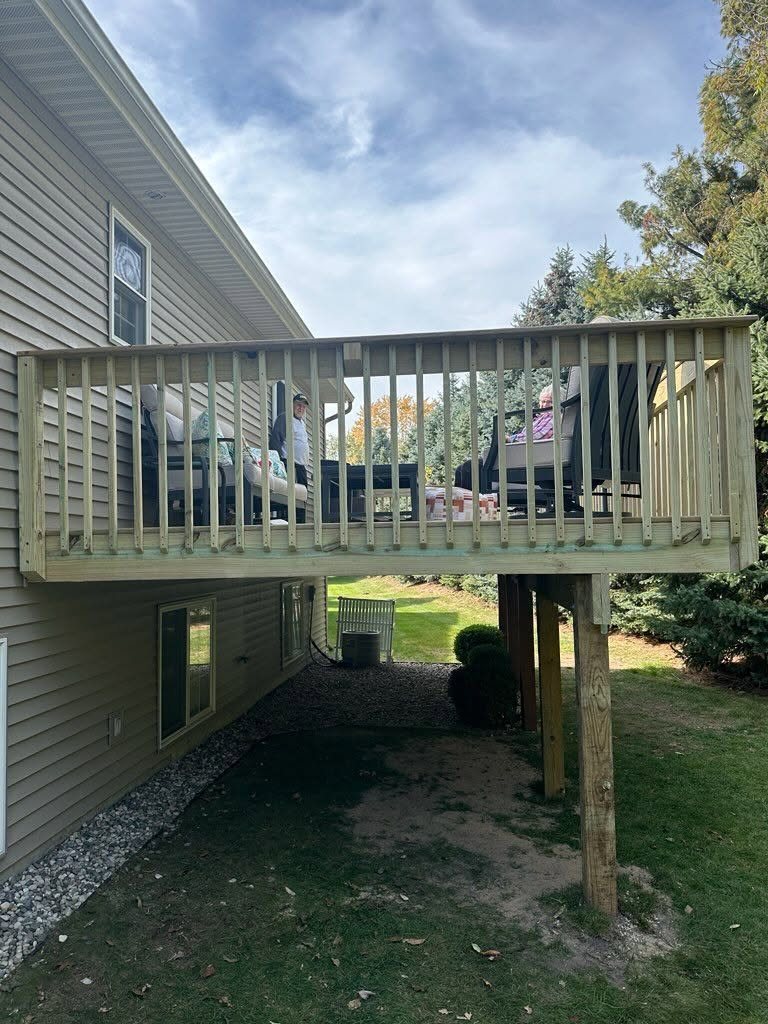 26' x 12' Southern Yellow Pine Deck — thumbnail 2