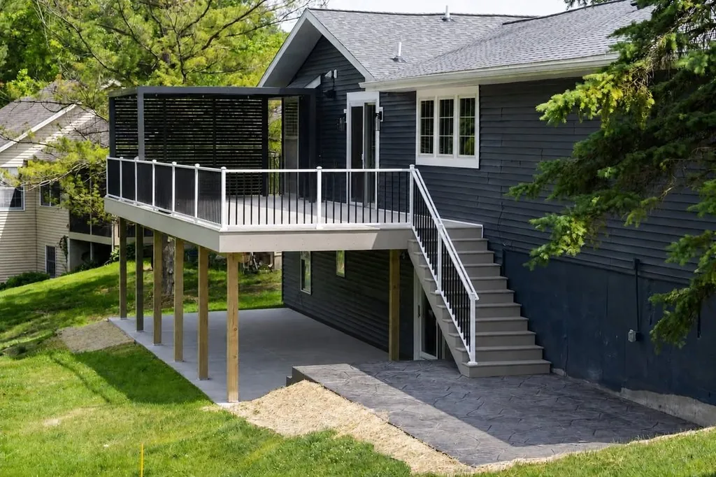 Forest Hills Deck with Stamped Concrete Patio