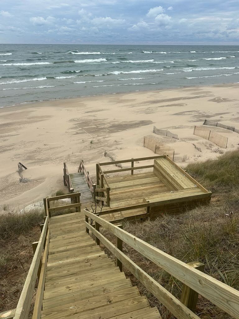 Lake Michigan Dune Staircase with Storage Bench — thumbnail 3