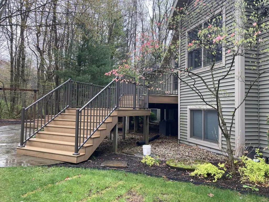 Multi-Tier Composite Deck with Dual Staircases — thumbnail 5