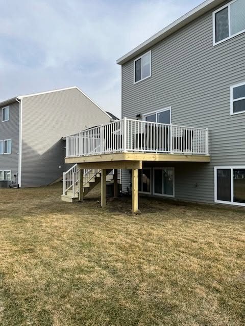 14' x 12' Deck with Picture-Framed Railing — thumbnail 2