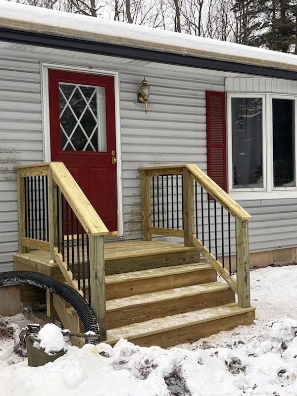 Front Porch Transformation with Black Metal Balusters — thumbnail 2