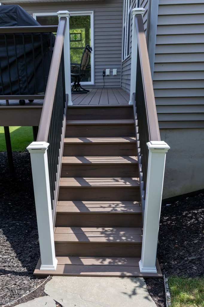 TimberTech Dark Cocoa Deck with Integrated Cap Lights — thumbnail 2