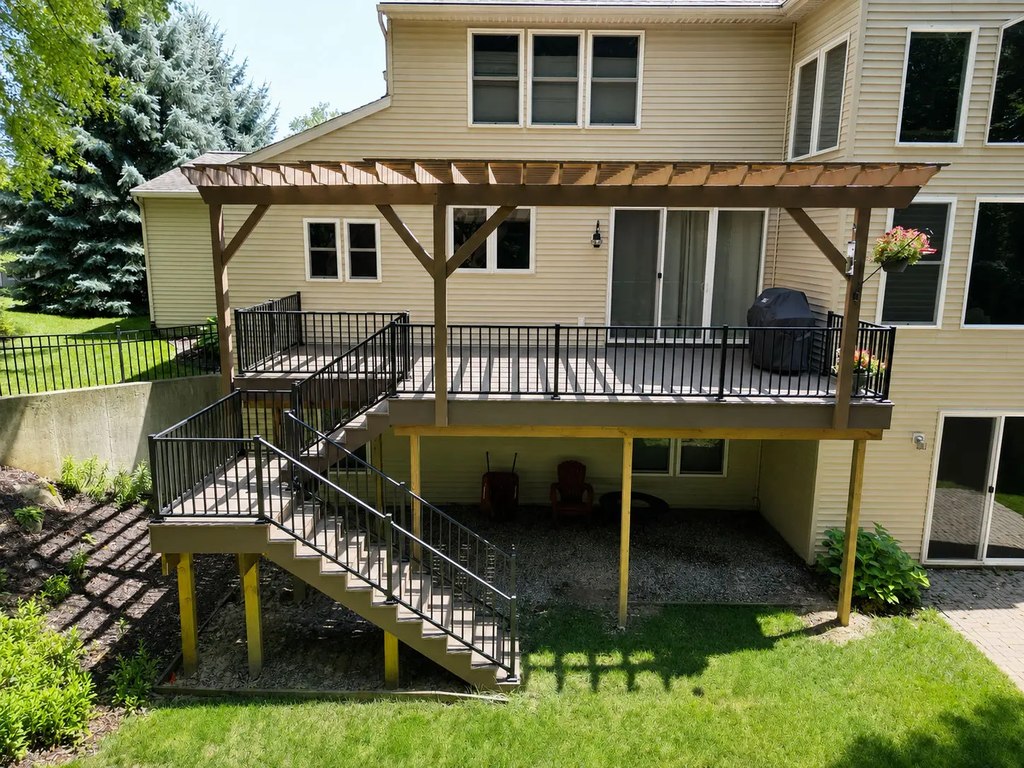 Picture-Framed Composite Deck with Cedar Pergola — photo 1