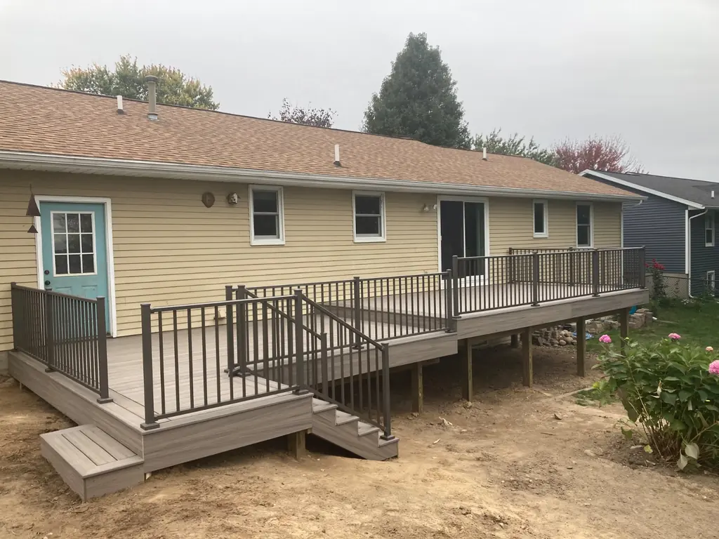 38' x 12' Dual Level Deck — photo 1